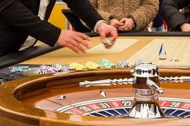 Philippine player checking jackpot prize pool counter on gbet mobile browser